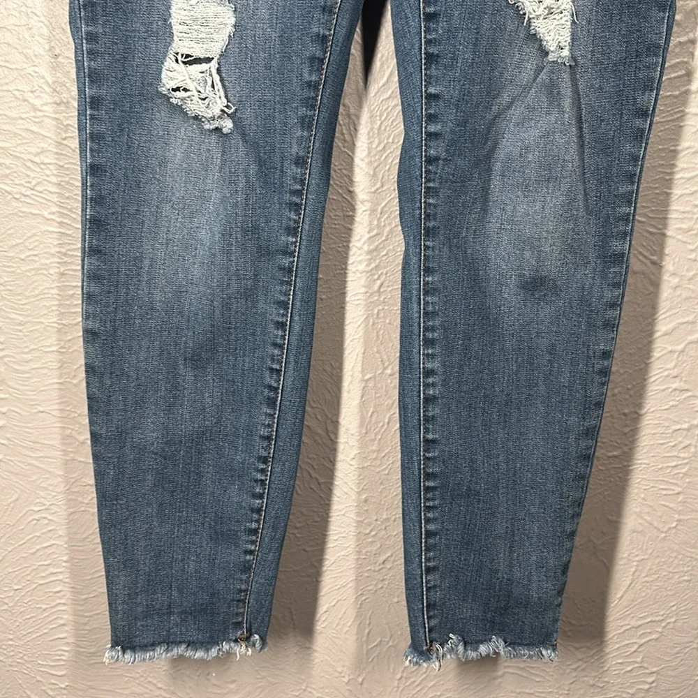 altar'd state Distressed Blue Jeans Women's Size 28/7 - Picture 3 of 8